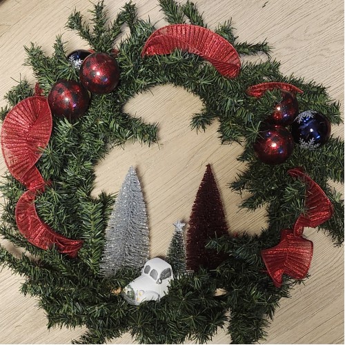 Wreath - Trees with Truck  Wreath - Trees with Truck