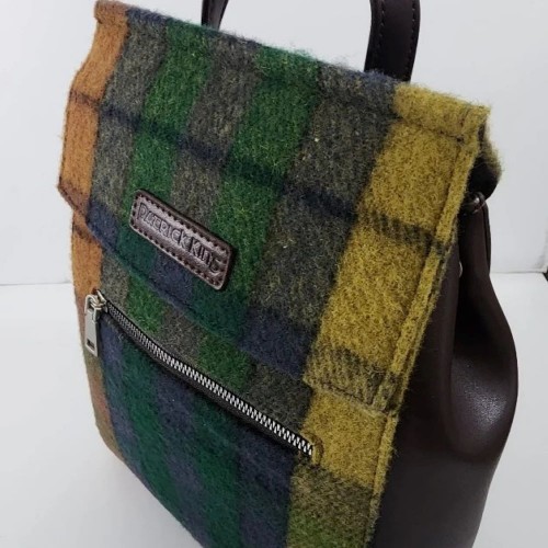 Antique Buchanan Merino Wool Back Pack Antique Buchanan Merino Wool Back Pack