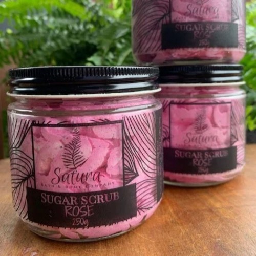 Sugar Scrub - Satura - Rose - 250 g Sugar Scrub - Satura - Rose - 250 g