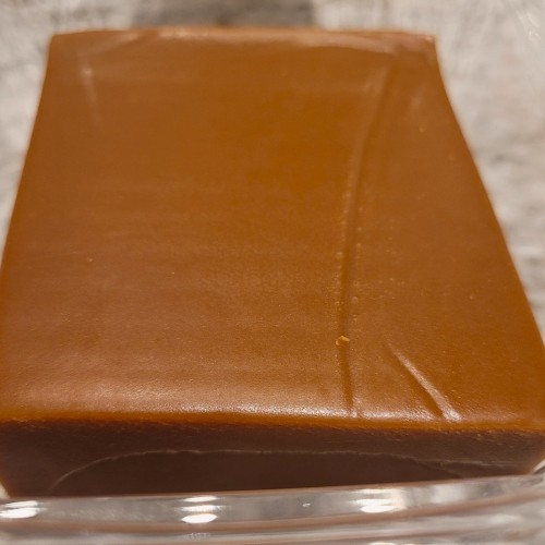 Peter's Vanilla Caramel Block - per lb. Peter's Vanilla Caramel Block - per lb.