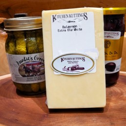 Fresh Cut Balderson Extra Old White Cheddar (per lb.) Fresh Cut Balderson Extra Old White Cheddar (per lb.)
