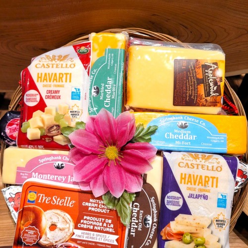Cheese Basket "For the Cheese Lover" Cheese Basket "For the Cheese Lover"