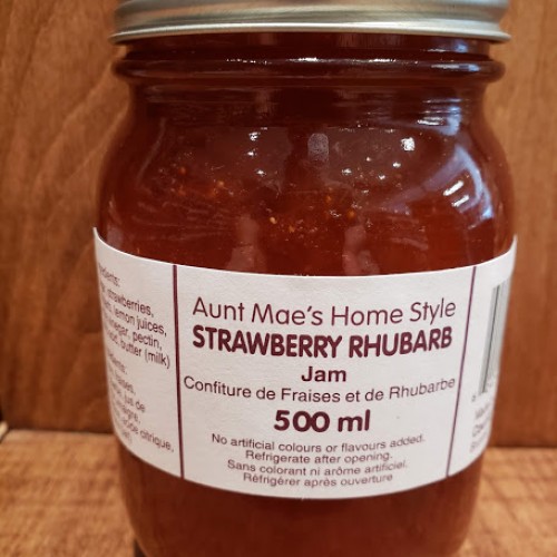 Homemade Strawberry Rhubarb Jam- 500 ml. Homemade Strawberry Rhubarb Jam- 500 ml.