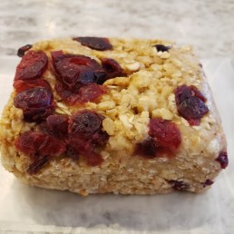 Homemade Cranberry Almond Crunch Granola Bars 150 g. Homemade Cranberry Almond Crunch Granola Bars 150 g.