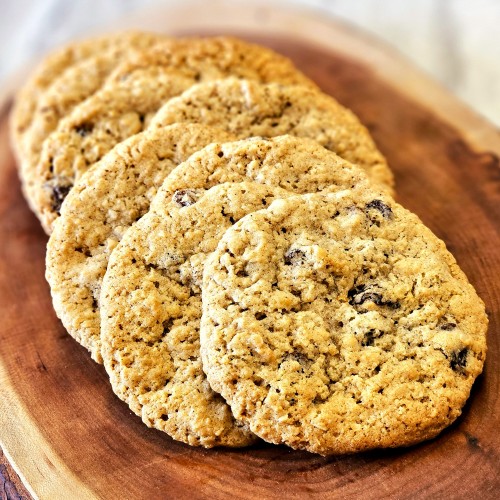 Old Fashioned Oatmeal Raisin Cookies (12 cookies)